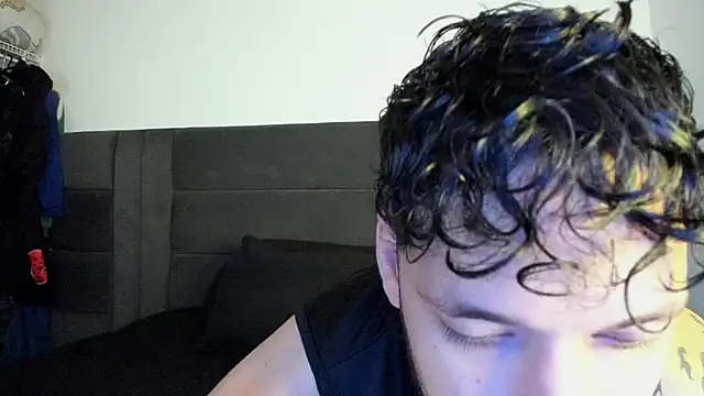 Snapshot of alejandro__2 chatting on November 16, 6:02 pm alejandro 2 online show from November 16, 6:02 pm