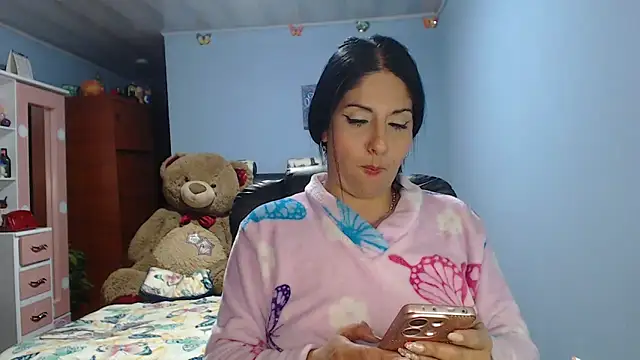 Snapshot of sahtlove1 chatting on February 27, 2:55 am sahtlove1 online show from February 27, 2:55 am