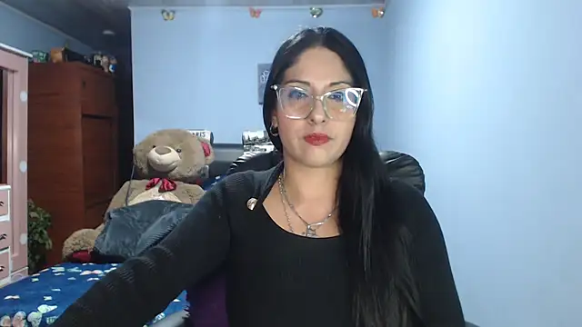 Snapshot of sahtlove1 chatting on March 3, 1:01 am sahtlove1 online show from March 3, 1:01 am