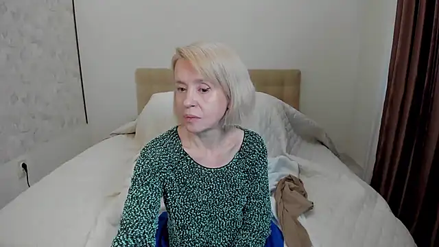 Snapshot of aminalive chatting on March 9, 11:03 am aminalive online show from March 9, 11:03 am