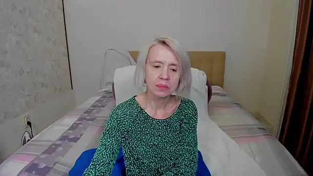 Snapshot of aminalive chatting on September 27, 5:01 am aminalive online show from September 27, 5:01 am