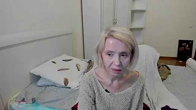 Snapshot of aminalive chatting on November 28, 6:21 pm aminalive online show from November 28, 6:21 pm