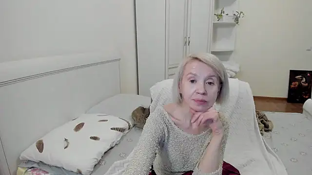 Snapshot of aminalive chatting on December 13, 8:04 pm aminalive online show from December 13, 8:04 pm