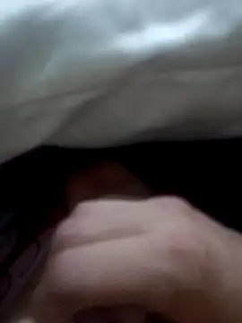 Snapshot of Draguito97 chatting on February 23, 6:11 am Draguito97 online show from February 23, 6:11 am