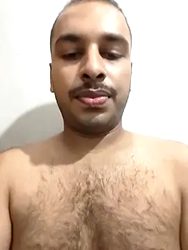 Snapshot of vishnuvinod_india chatting on February 18, 12:28 pm vishnuvinod india online show from February 18, 12:28 pm