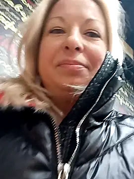 Arina smiles online show from December 20, 3:31 pm