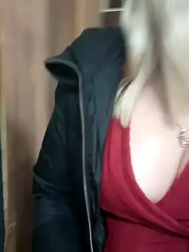 Arina smiles online show from December 27, 3:48 pm