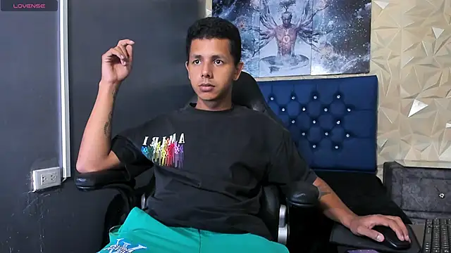 boy bigcock24cm online show from April 7, 11:21 am