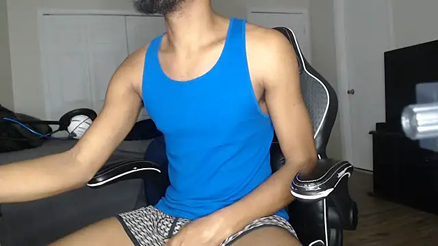 Snapshot of ChrisVacher chatting on January 9, 2:14 am ChrisVacher online show from January 9, 2:14 am