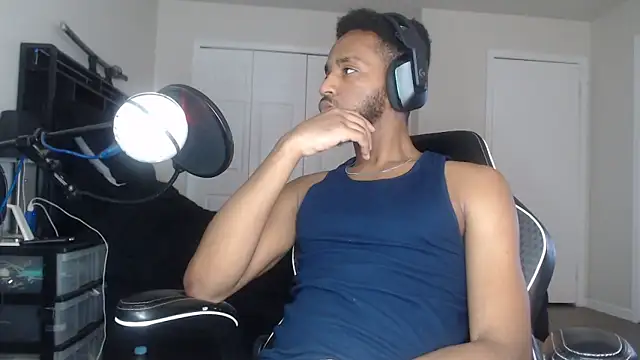 Snapshot of ChrisVacher chatting on March 23, 8:35 pm ChrisVacher online show from March 23, 8:35 pm