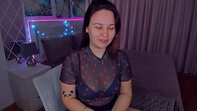 EsterLogan online show from January 7, 8:24 am