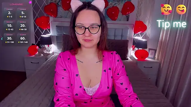 EsterLogan online show from February 15, 6:55 am