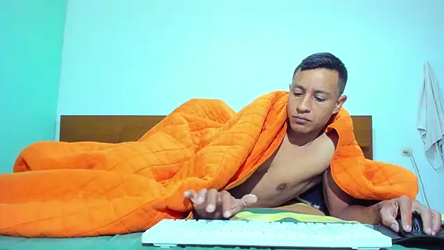 Maik James online show from April 5, 9:50 am