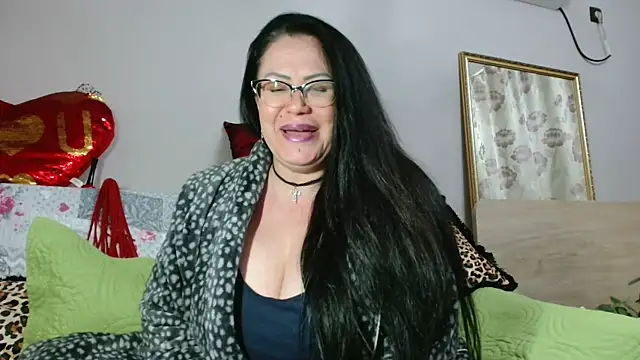 x  KHALEESI  x online show from March 12, 11:22 pm