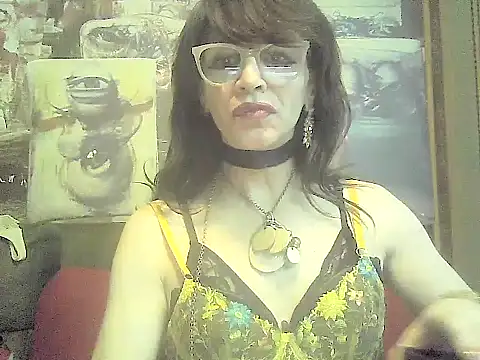 Snapshot of TheBlackWtch chatting on June 26, 5:28 pm TheBlackWtch online show from June 26, 5:28 pm
