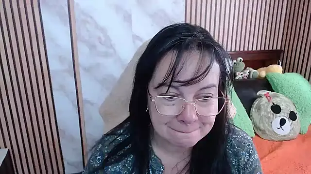 Snapshot of Sonialorens_ chatting on September 27, 12:54 pm Sonialorens  online show from September 27, 12:54 pm