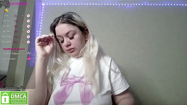 Snapshot of elven_dreams_ chatting on March 1, 7:15 pm elven dreams online show from March 1, 7:15 pm