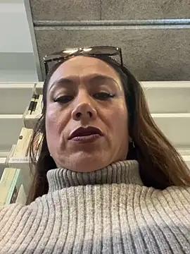 angelitasexy81 online show from February 6, 2:48 pm