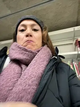 angelitasexy81 online show from March 20, 3:36 pm