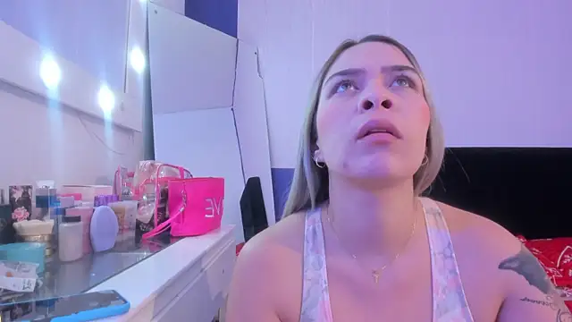 Byanca Winklar online show from December 8, 2:09 pm