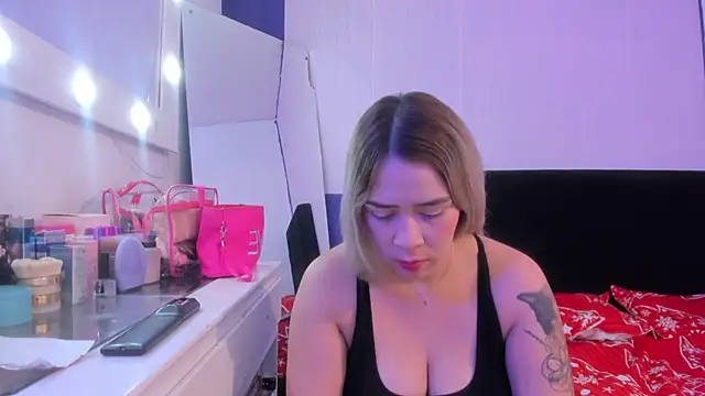 Byanca Winklar online show from December 12, 1:06 pm