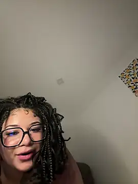 IamSashaLuv online show from February 28, 1:58 am