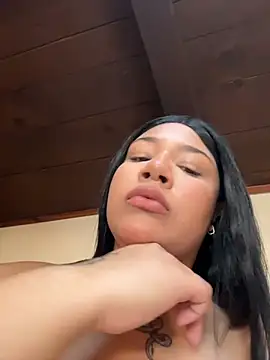 IamSashaLuv online show from February 19, 4:03 pm