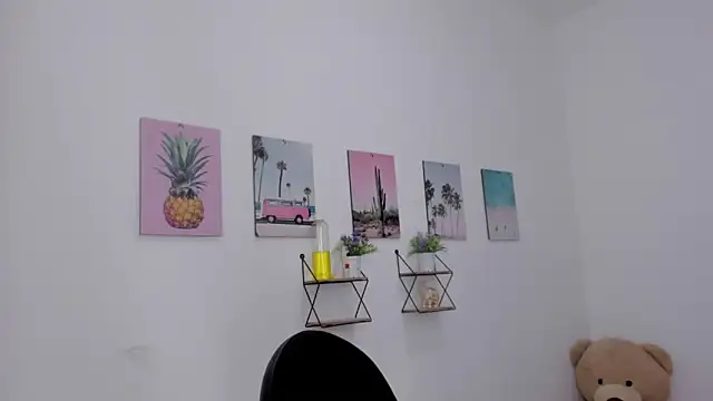 Emma lean online show from February 2, 7:56 pm