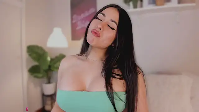 Queen liana online show from March 18, 7:00 am