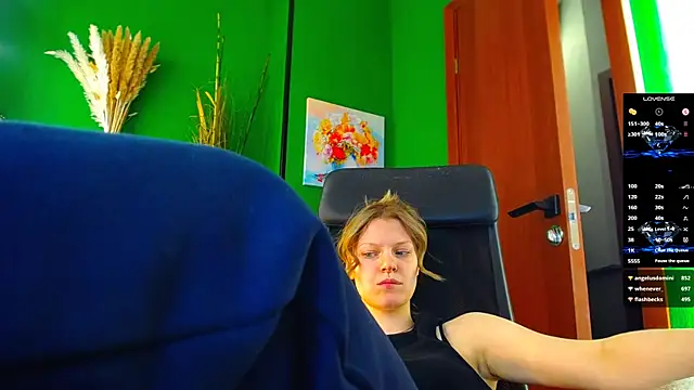 MaryHiggins online show from February 15, 2:22 pm