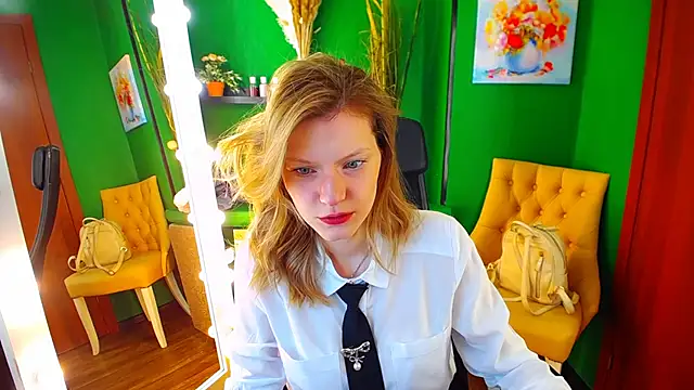 MaryHiggins online show from February 26, 8:04 am