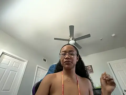 RylHoneyy online show from February 2, 8:51 pm