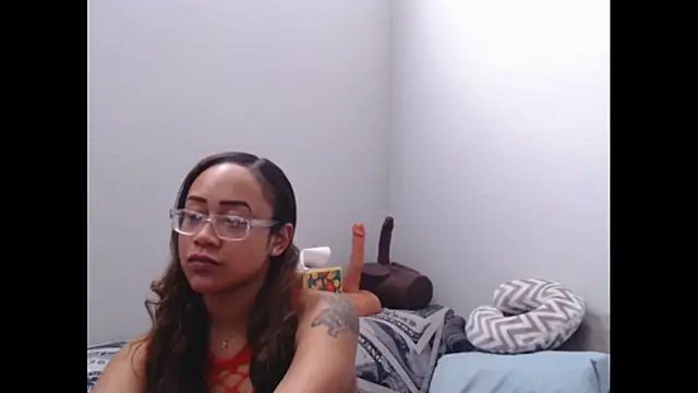 RylHoneyy online show from March 20, 5:51 pm