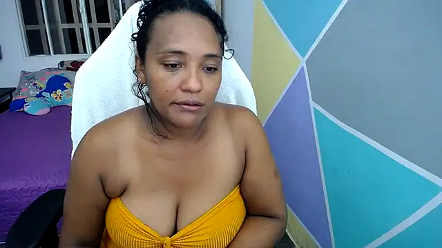 marysol83 online show from January 11, 12:12 am