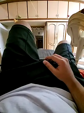 vansh1802 online show from November 16, 4:29 am