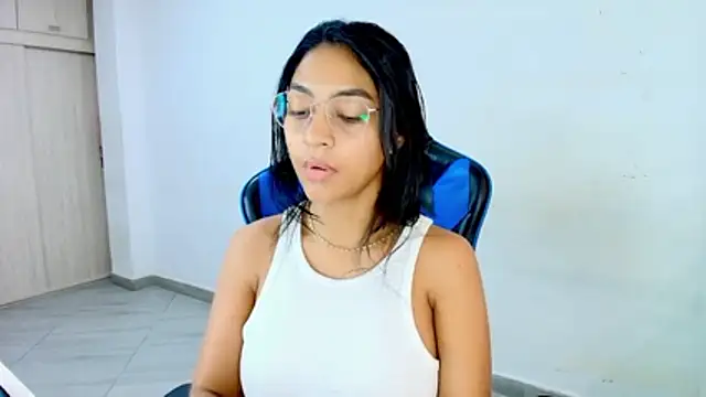 sophiax-x online show from March 1, 1:24 pm