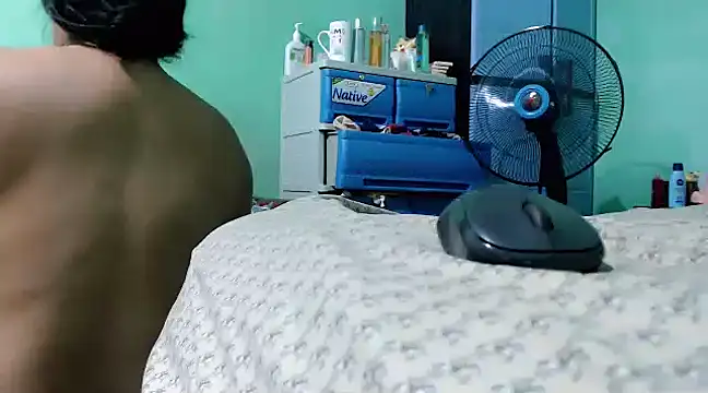 Snapshot of WantedSexslaves chatting on January 16, 4:28 pm WantedSexslaves online show from January 16, 4:28 pm