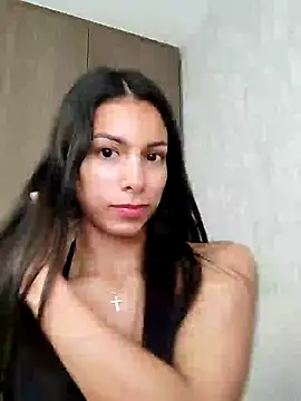 Snapshot of Angelinalombardi_ chatting on March 18, 4:48 pm Angelinalombardi online show from March 18, 4:48 pm