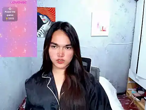 Snapshot of MoaningKylie chatting on October 7, 2:53 am MoaningKylie online show from October 7, 2:53 am