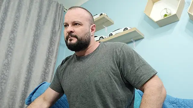 Muscle Bear online show from February 3, 2:02 pm