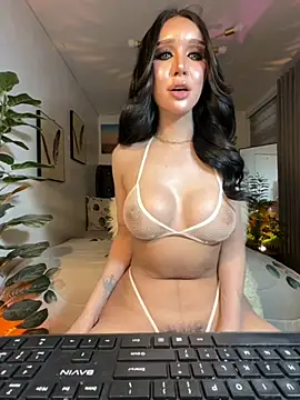 Addison  Lee online show from November 13, 7:18 am