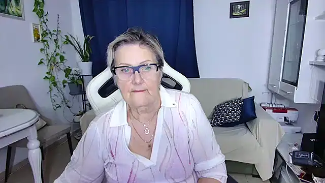 Selenna57 online show from March 29, 6:19 pm