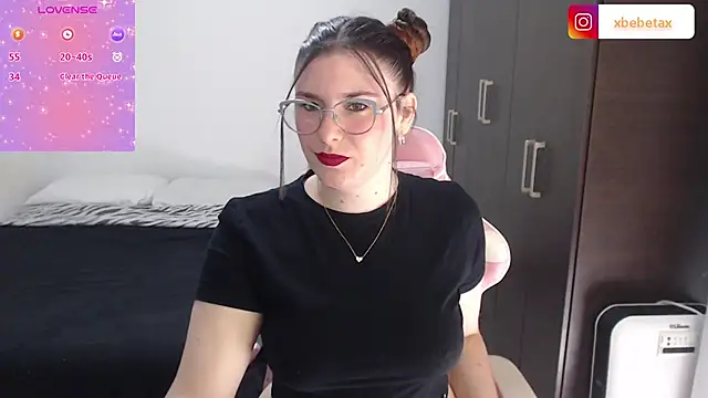 xxbbtaa online show from March 14, 6:50 pm