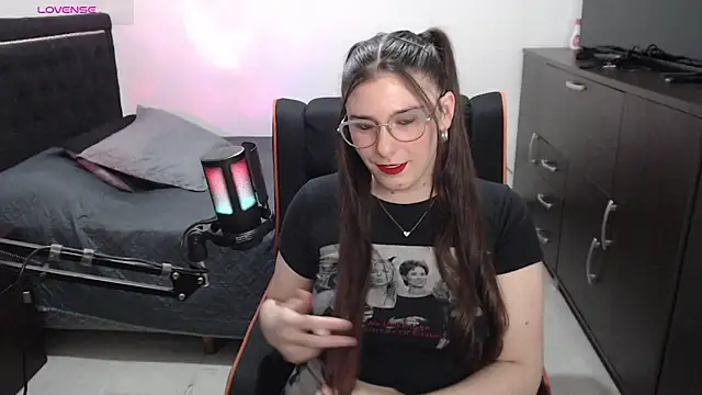 xxbbtaa online show from April 4, 1:37 am