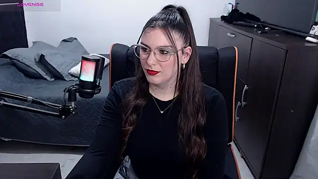 xxbbtaa online show from June 3, 1:41 am