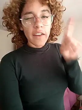 EmmaMelissa0521 online show from March 10, 5:07 pm