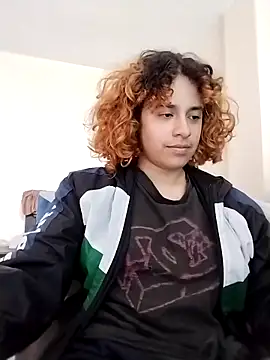 EmmaMelissa0521 online show from February 11, 7:19 pm