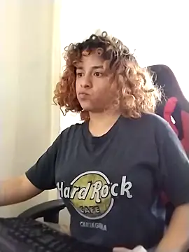 EmmaMelissa0521 online show from March 31, 5:02 pm