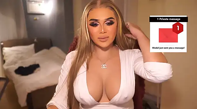 AnneHartx online show from February 8, 6:43 am