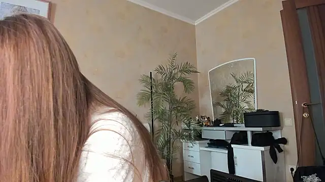 Snapshot of Diamond_D_ chatting on February 3, 9:25 am Diamond D online show from February 3, 9:25 am